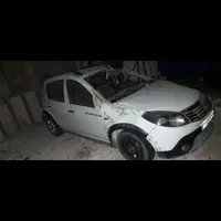 رنو ساندرو استپ‌وی دنده‌ای، مدل ۱۳۹۶|خودرو سواری و وانت|تهران, خانی‌آباد نو|دیوار