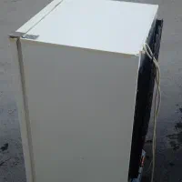 یخچال آزمایش کوچک