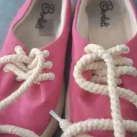 کتونی دخترانه سایز ۳۷دوسه بار پوشیده شده
