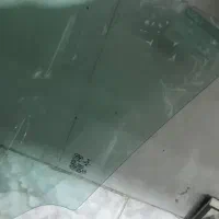 شیشه درب جلو اریزو
