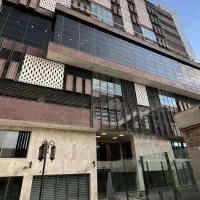 نیروی خدمات آقا