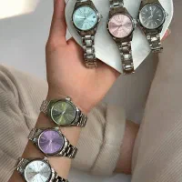 ساعت مچی مردانه و زنانه با طراحی مدرن