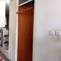 درب اتاق با چهارچوب