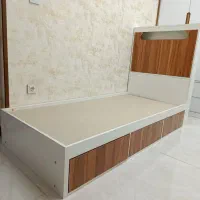 تخت خواب نوجوان