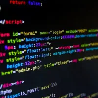 ایجاد نرم افزار و کد نویسی