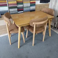 صندلی مونا