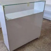 ویترین شیشه ای ام دی اف
