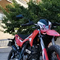 تریل T4 200
