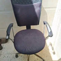 صندلی کامپیوتری تمیز