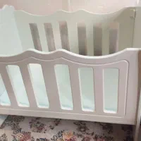 تخت گهواره ای در حد نو