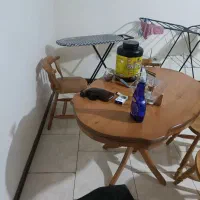 نظافتچی جوان منزل و محل کار