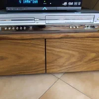 cd و VHSال جی