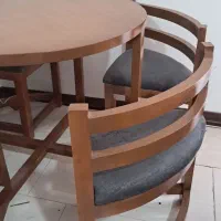میز ناهارخوری