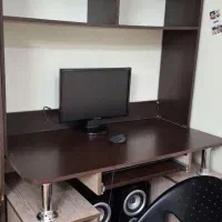 میز تحریر سالم