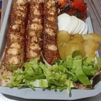 نیاز همکار خانم مجرد با تجربه و علاقه به آشپز خانه