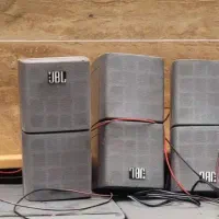 ۴ عدد باند و اسپیکر کوچک jbl