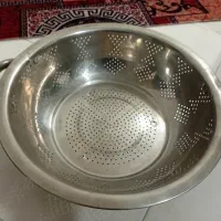 تعدادی قابلمه نسوز در حد نو
