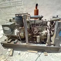 سلام واحترام دوعدد دیزل ژنراتور بنز ۳۰۲ ، ۸۵ کاوا