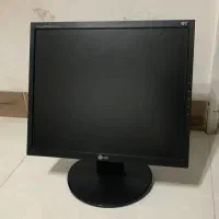 مانیتور ۱۷ اینچ در حد نو