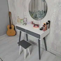 میز آرایش .عروس