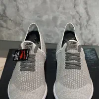 کتونی New balance آکبند