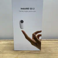 دوربین Insta360 GO 2 کوچک با تمام اقلام همراه