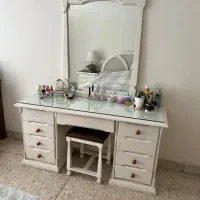میز آرایش چوبی با صندلی