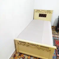 تخت یک نفره