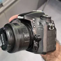 نیکون D7200