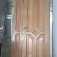 درب چوبی دوتکه