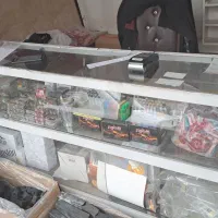 ویترین فلزی مغازه شیشه دار