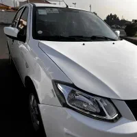 ساینا در حد مدل ۹۹ بیرنگ و بی ضربه