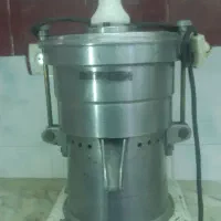 آب میوه گیر