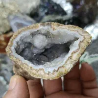 سنگهای قیمتی و کمیاب