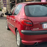 پژو 206