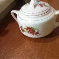 چینی گلسرخی سالم