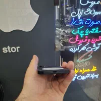 iPhone 16 Normal