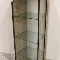 ویترین شیک و تمیز درب شیشه ای 3 طبقه