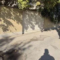 ویلایی ۲۷۰متری/ ارتفاع دار /خ خاقانی