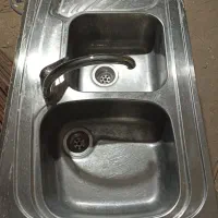 سینک اخوان همراه با شیر