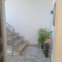 آپارتمان تک واحدی طبقه 2