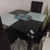 میزغذاخوری چهارنفره