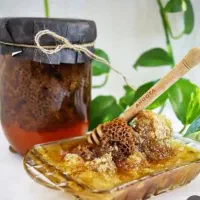 عسل طبیعی بدون تغذیه