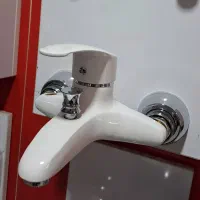 شیر دوش سفید