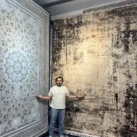 فرش ۹ متری تخفیفی ‌۱۲۰۰ شانه رنگبندی طوسی تمام نخ