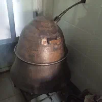 دیگ گلاب گیری