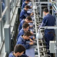 کارگاه تولیدی نیروی مونتاژ کار