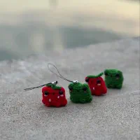 اویز قورباغع