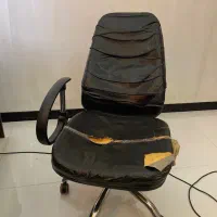صندلی چرخدار نیاز ب تعمیر
