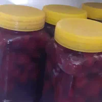 مربا توت فرنگی درجه یک